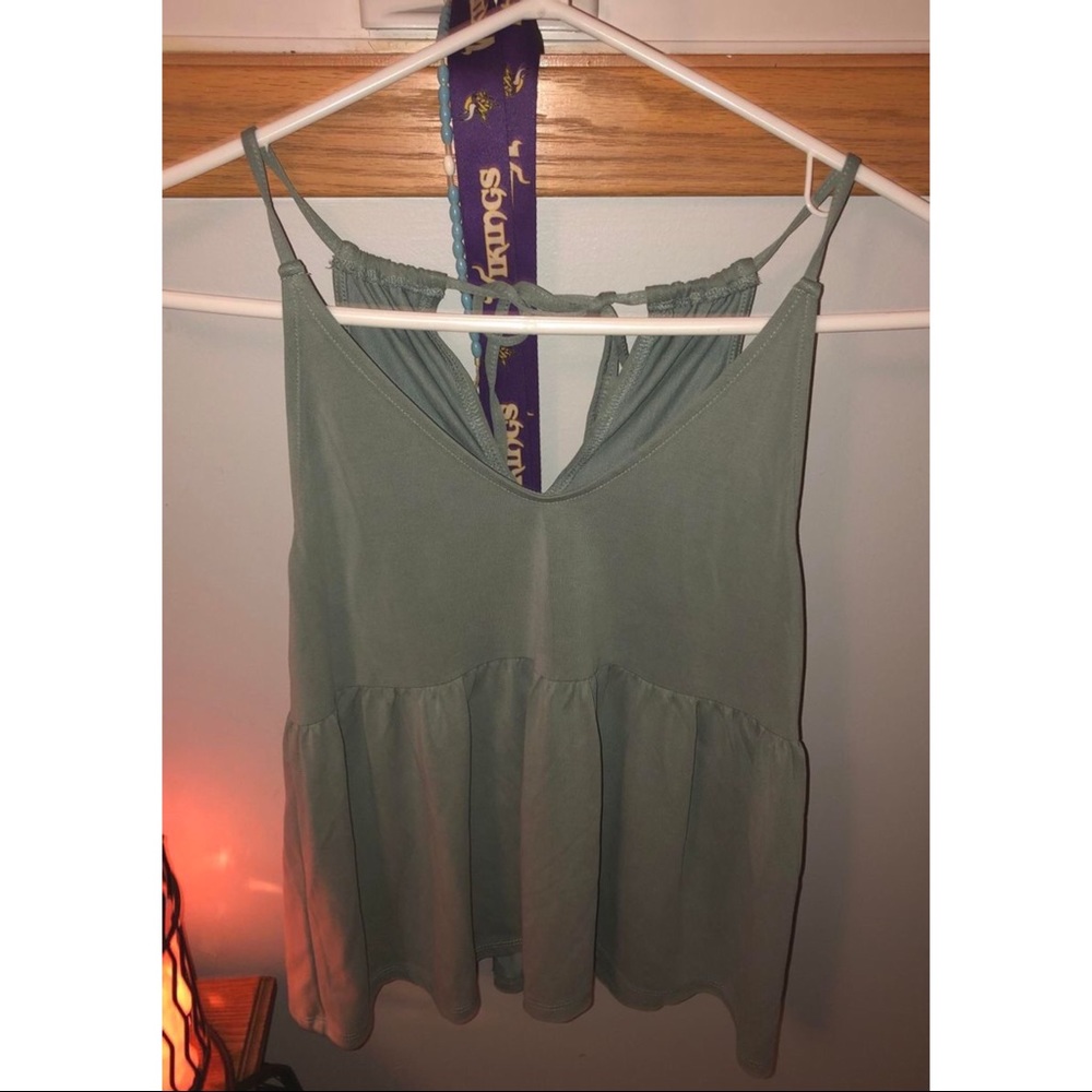 American eagle V neck peplum top - Picture 2 of 3